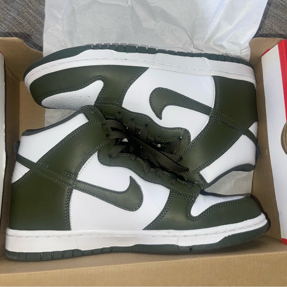NIKE DUNK CARGO KHAKI